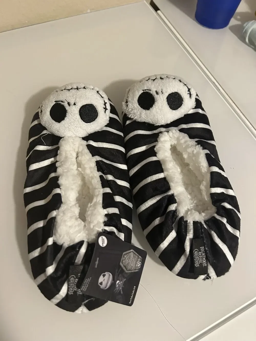 NWT The Nightmare Before Christmas Fleece Slipper Socks Grippers S/M Women